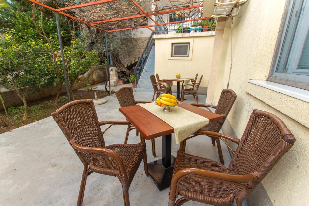 Apartments Petkovic Petrovac na moru Exterior foto