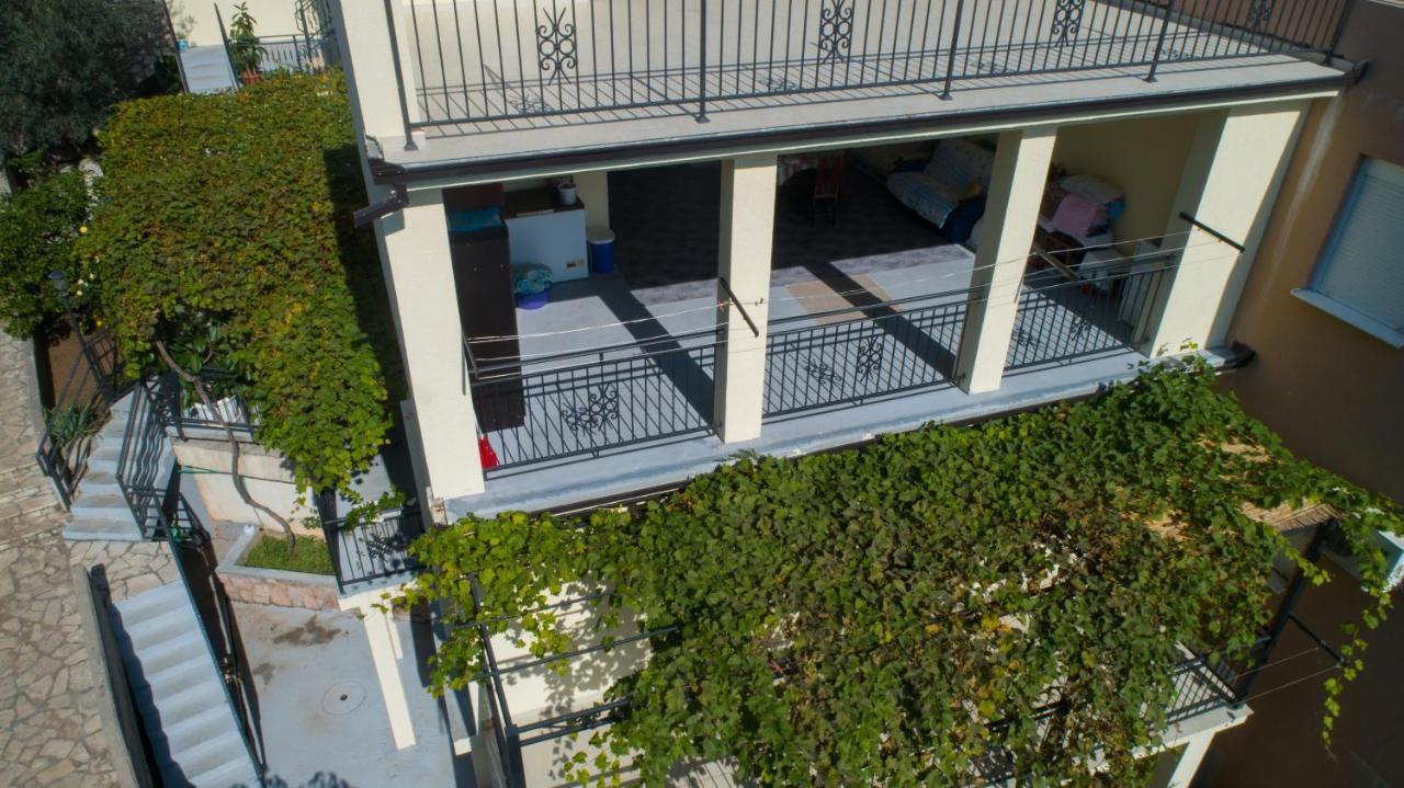 Apartments Petkovic Petrovac na moru Exterior foto