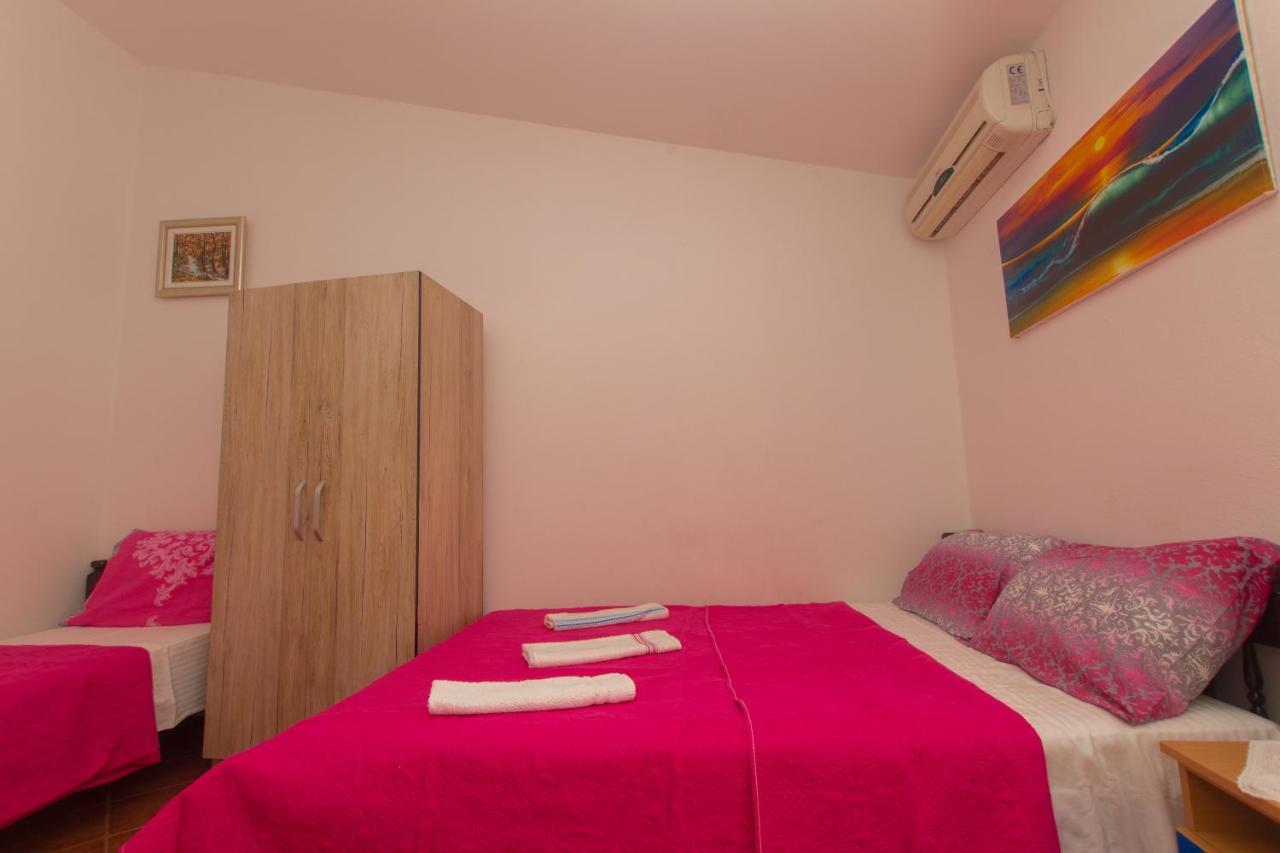 Apartments Petkovic Petrovac na moru Exterior foto