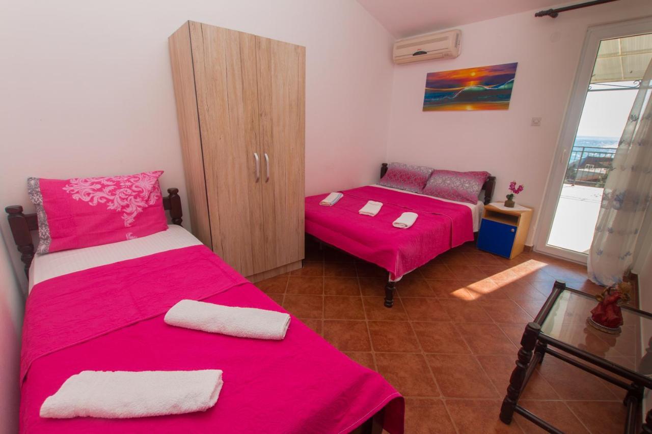 Apartments Petkovic Petrovac na moru Exterior foto