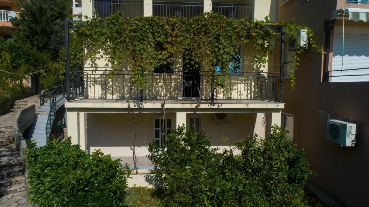 Apartments Petkovic Petrovac na moru Exterior foto