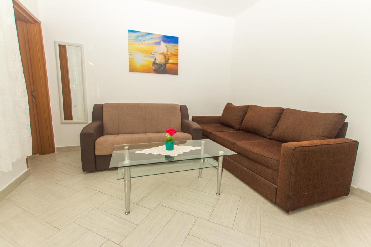 Apartments Petkovic Petrovac na moru Exterior foto